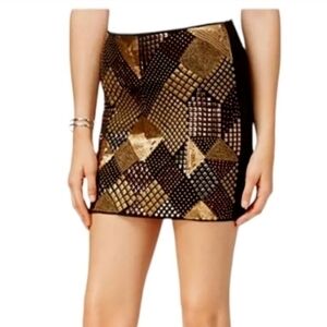 Guess mid rise Gwendolyn mini skirt black metal decor Medium @C5